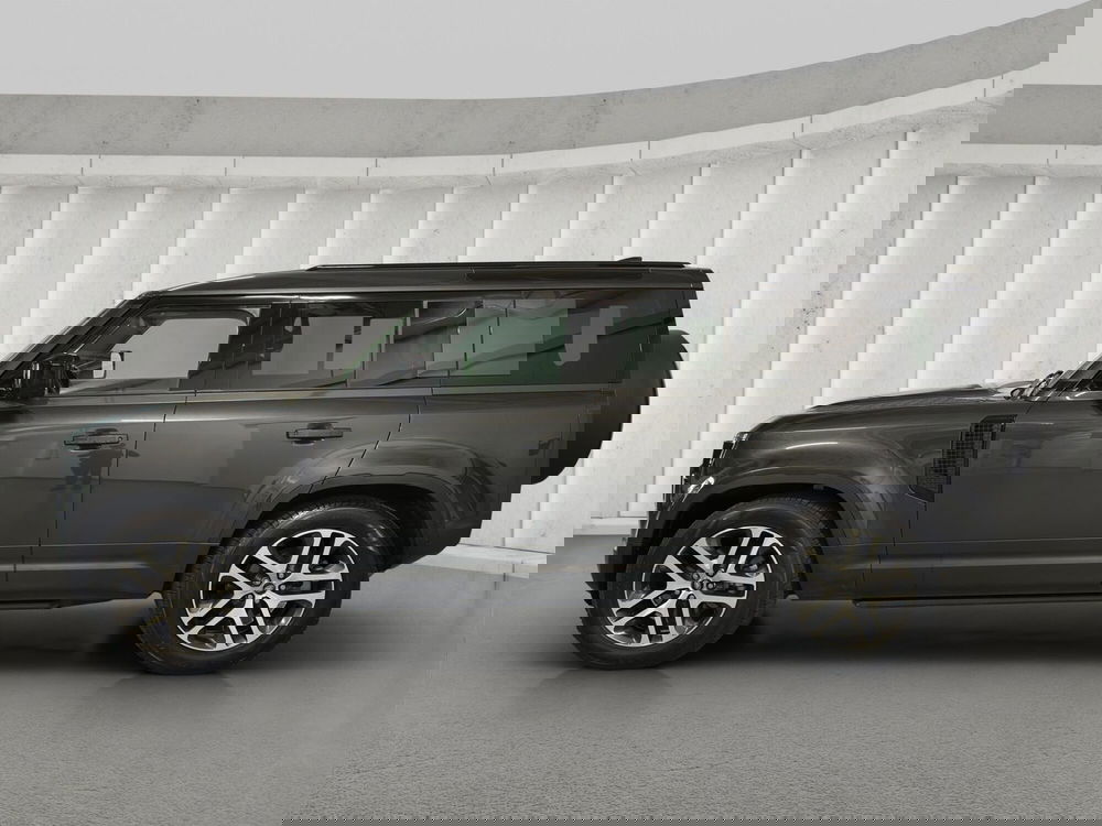 Land Rover Defender usata a Milano (14)