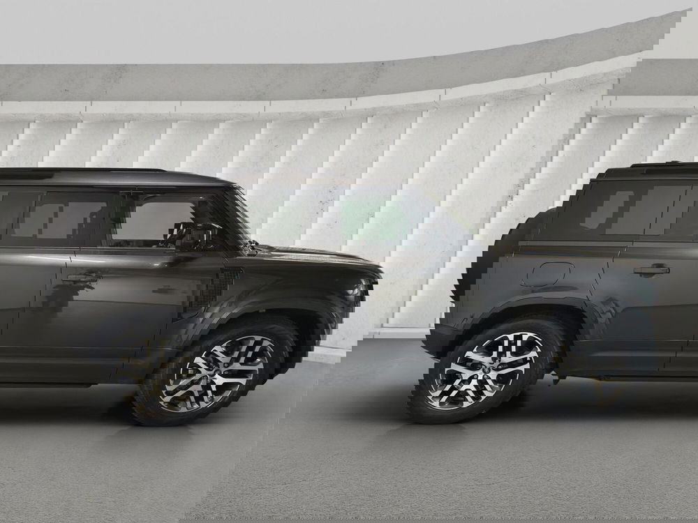 Land Rover Defender usata a Milano (6)