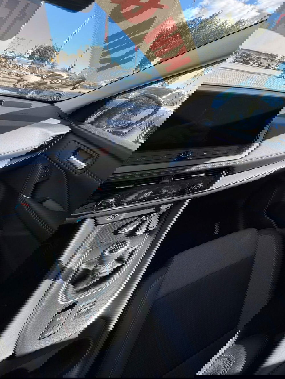 Nissan Qashqai nuova a Macerata (11)