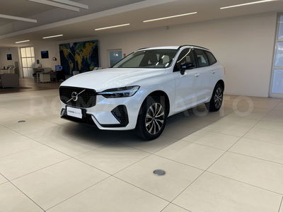 Volvo XC60 B5 AWD automatico Ultimate Dark del 2024 usata a Forli&#039;