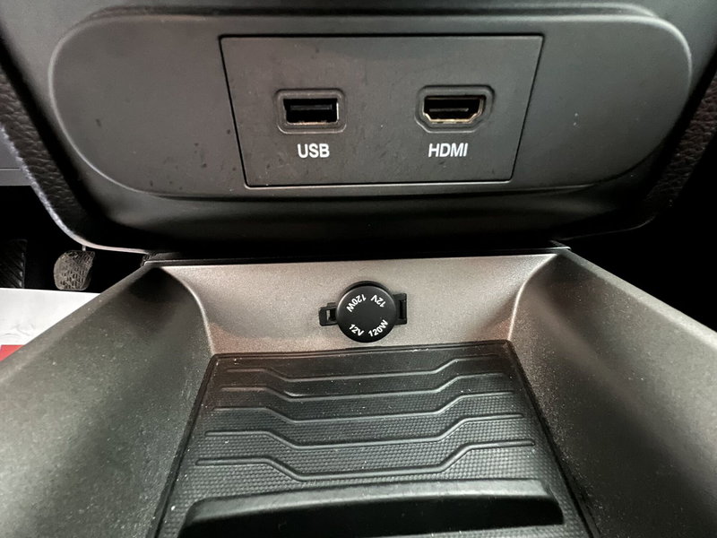 Ssangyong Tivoli usata a Teramo (10)