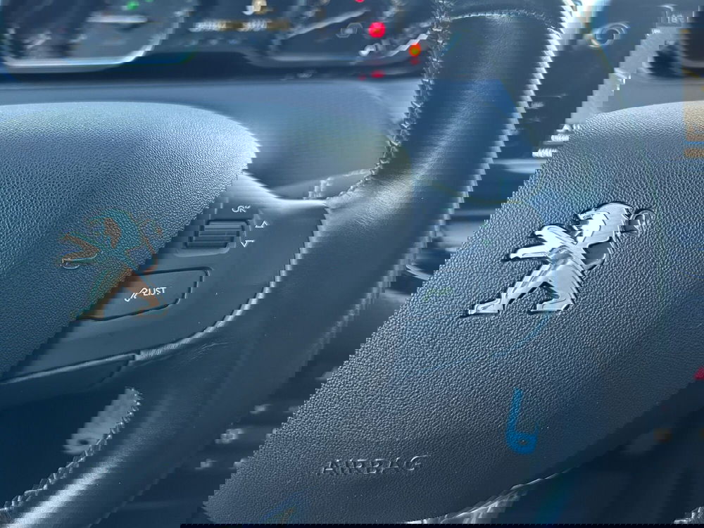 Peugeot 2008 usata a Modena (17)