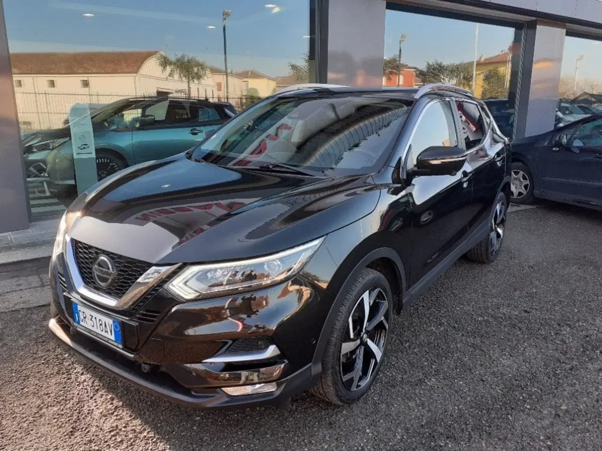 Nissan Qashqai usata a Modena (2)