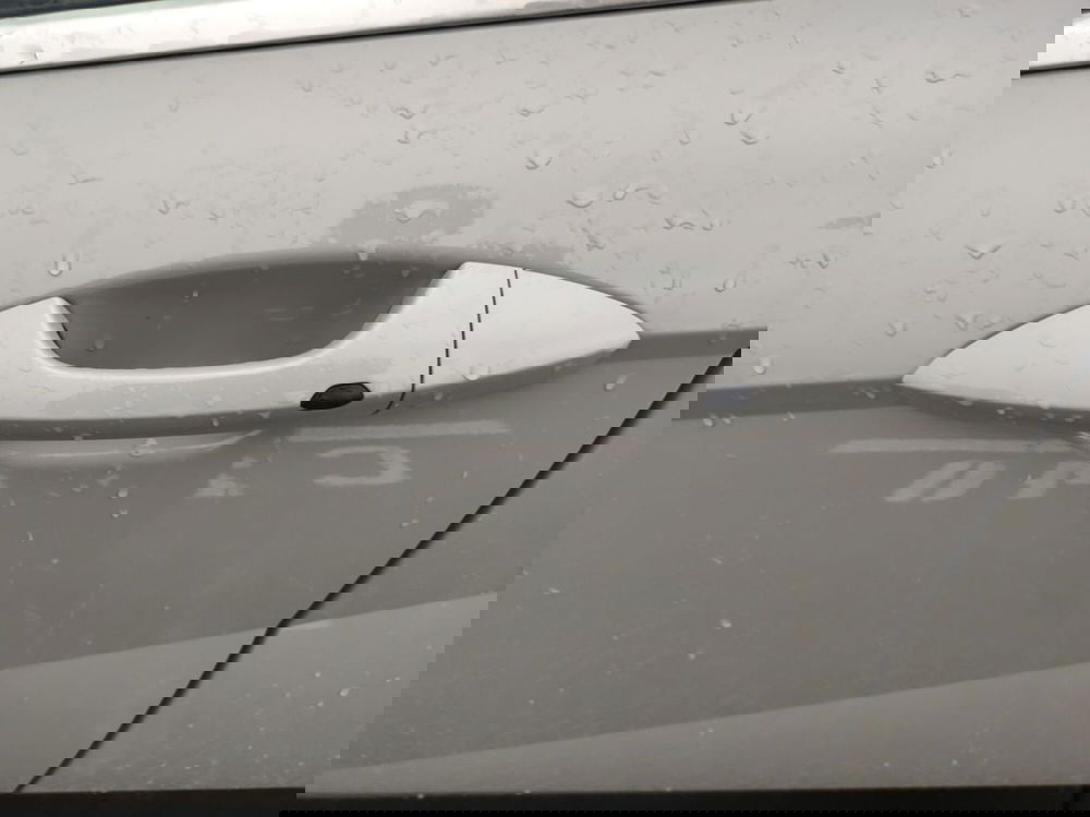 Hyundai Kona nuova a Latina (9)