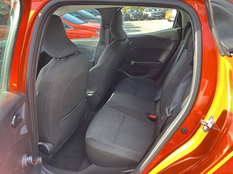 Renault Clio usata a Roma (12)