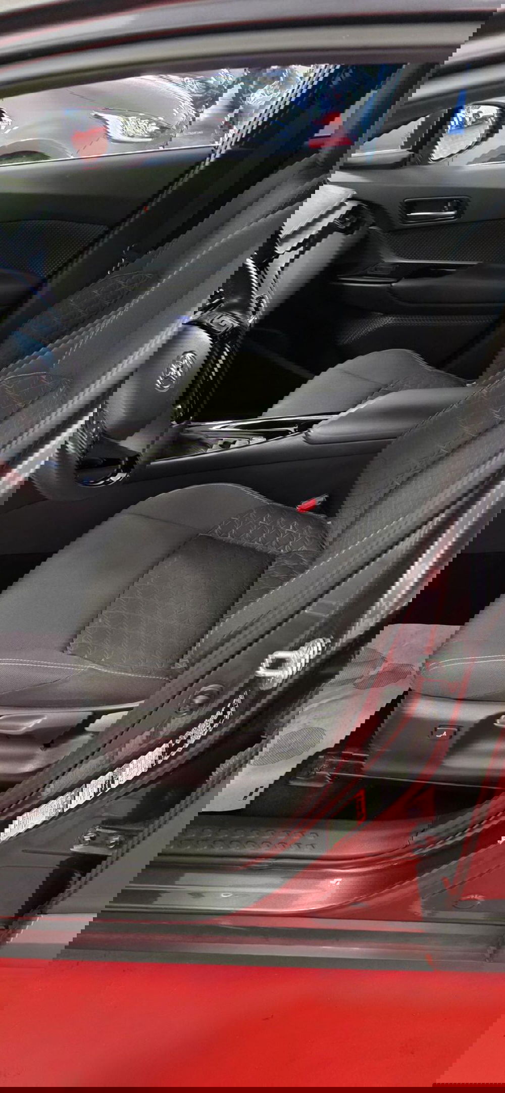 Toyota Toyota C-HR usata a Messina (7)