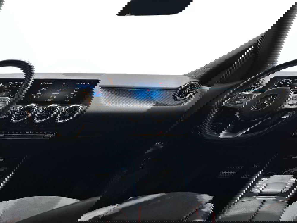 Mercedes-Benz GLA SUV usata a Napoli (11)