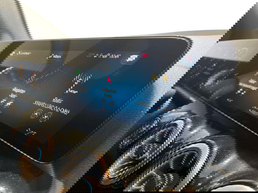 Mercedes-Benz GLA SUV usata a Napoli (14)