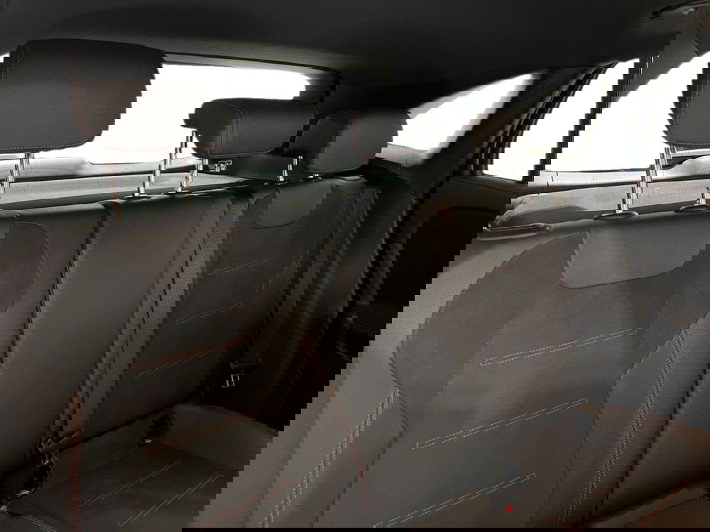 Mercedes-Benz GLA SUV usata a Napoli (17)