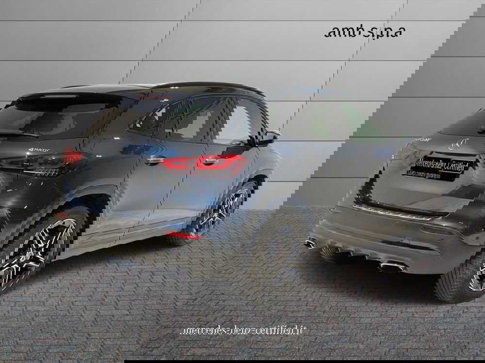 Mercedes-Benz GLA SUV usata a Napoli (2)