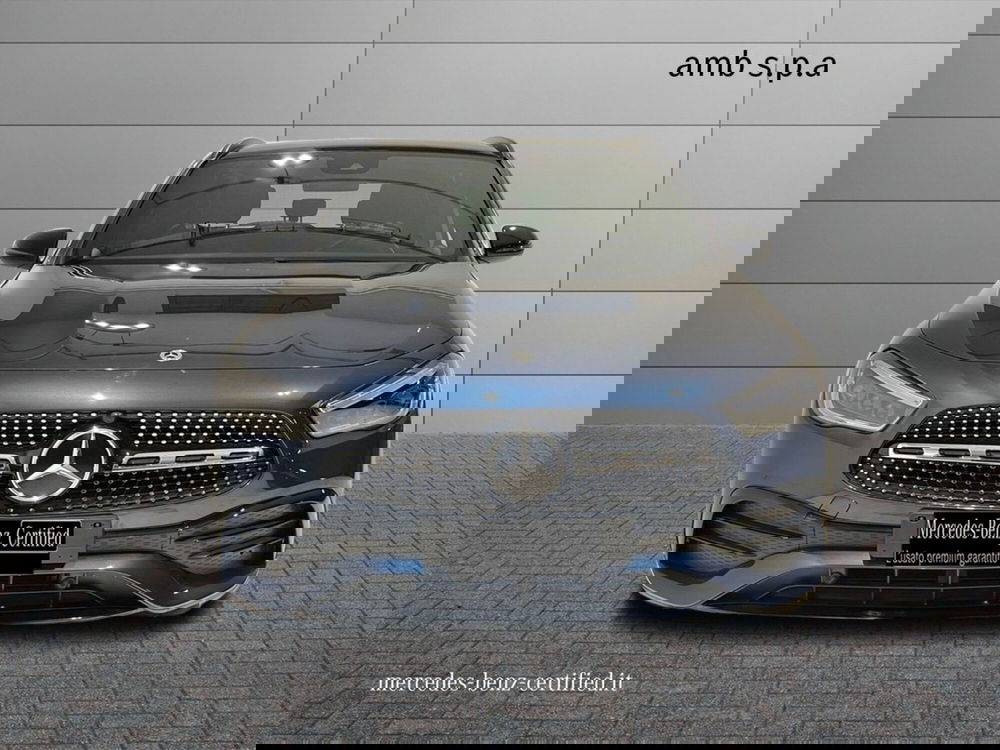 Mercedes-Benz GLA SUV usata a Napoli (3)