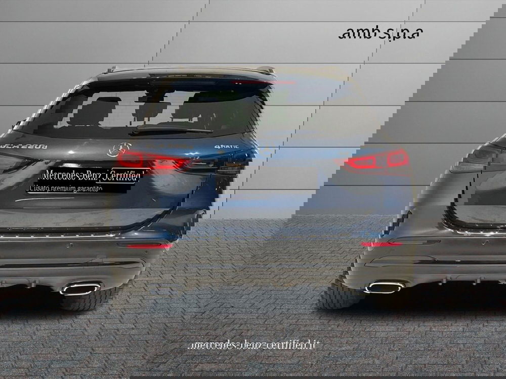 Mercedes-Benz GLA SUV usata a Napoli (4)