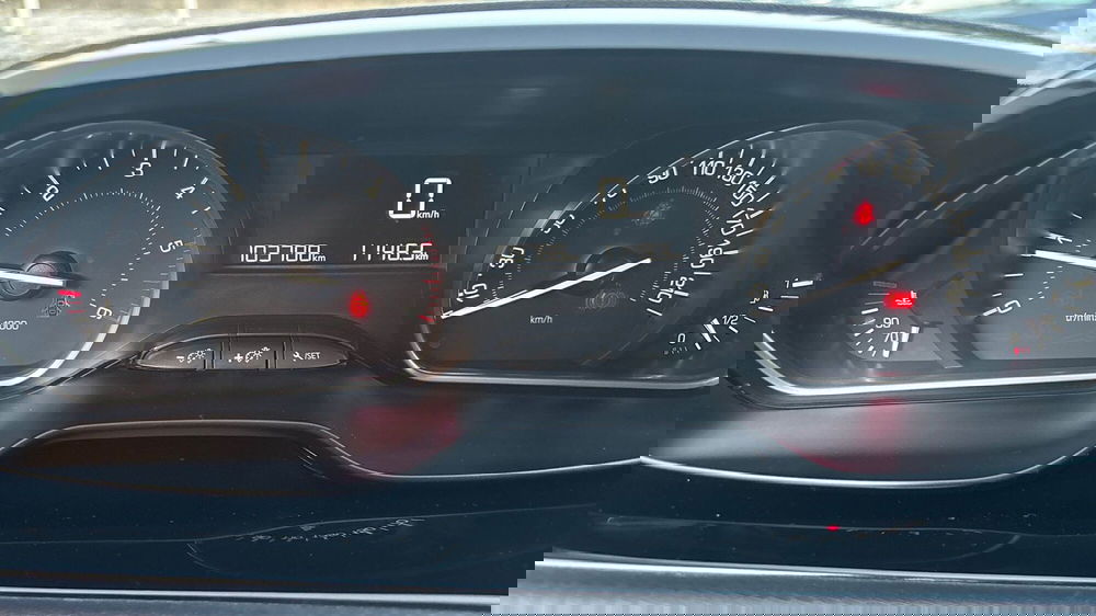 Peugeot 2008 usata a Padova (11)