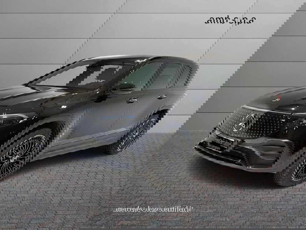 Mercedes-Benz EQB usata a Napoli