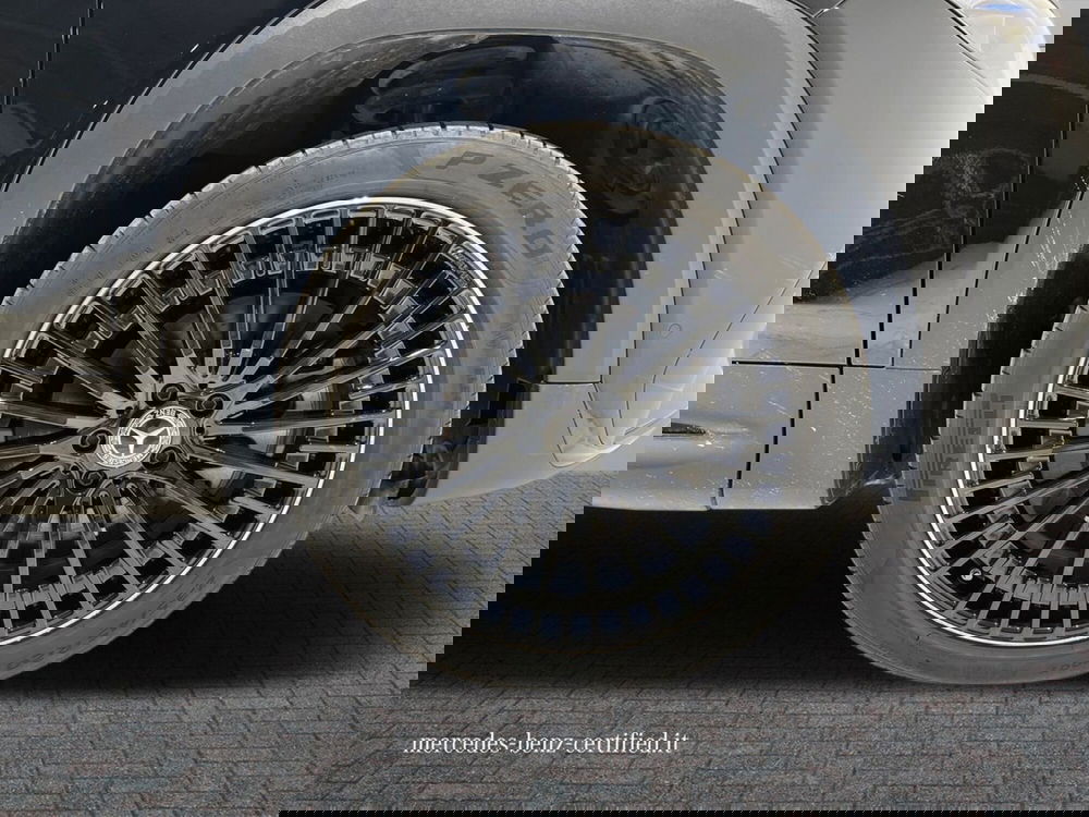 Mercedes-Benz EQB usata a Napoli (8)