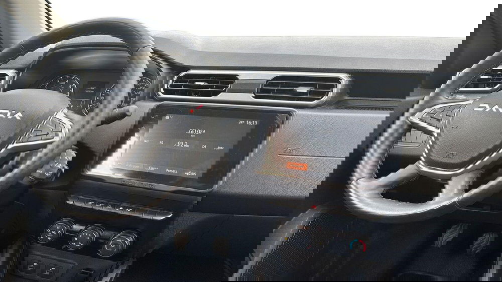 Dacia Duster usata a Padova (10)