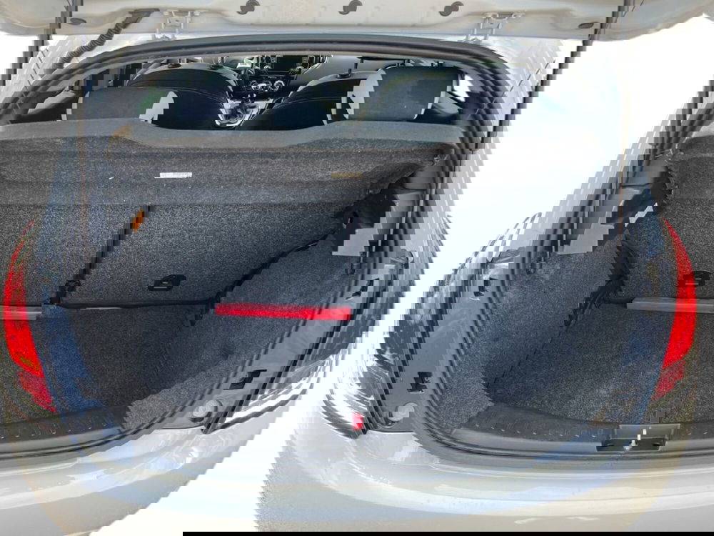 Lancia Ypsilon usata a Siena (10)