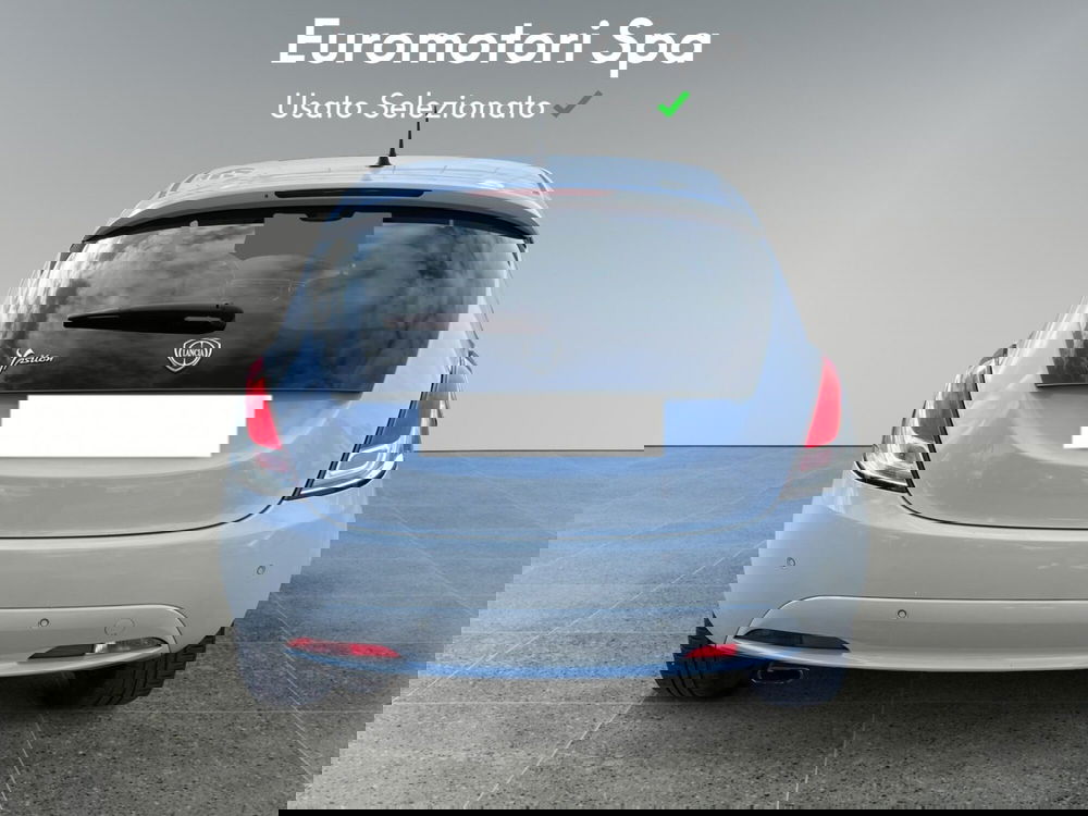 Lancia Ypsilon usata a Siena (4)