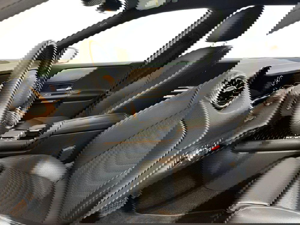 Mercedes-Benz GLB usata a Napoli (12)