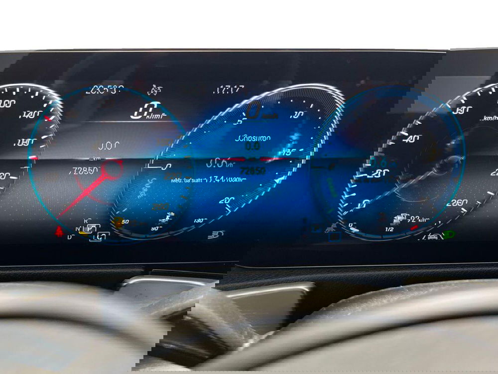 Mercedes-Benz GLB usata a Napoli (7)