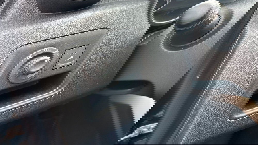 Dacia Duster usata a Padova (10)