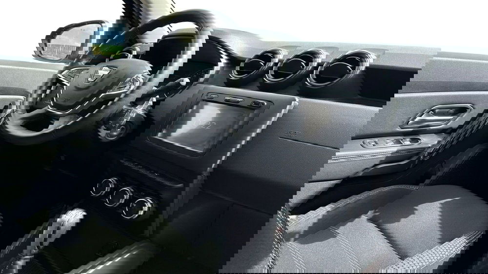 Dacia Duster usata a Padova (7)