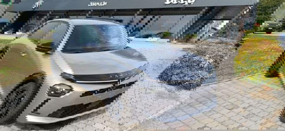 Lancia Ypsilon nuova a Padova