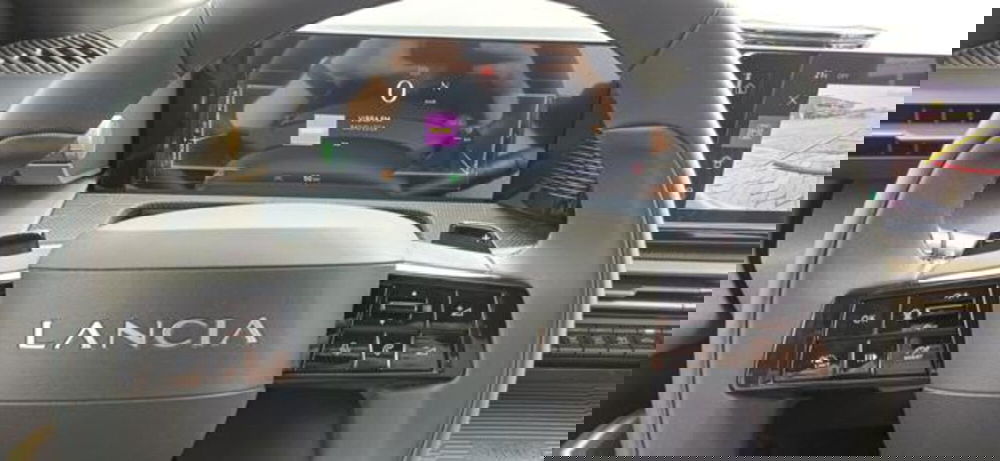 Lancia Ypsilon nuova a Padova (13)