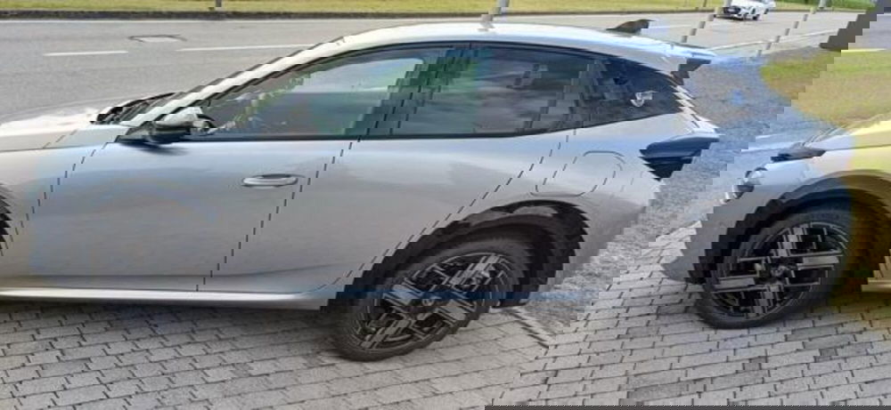 Lancia Ypsilon nuova a Padova (5)