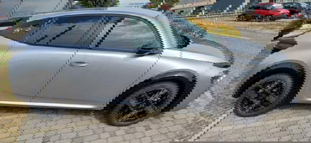 Lancia Ypsilon nuova a Padova (6)