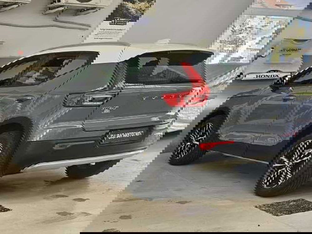 Volvo XC40 usata a Caserta (6)