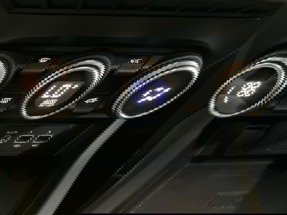 Renault Arkana usata a Como (19)