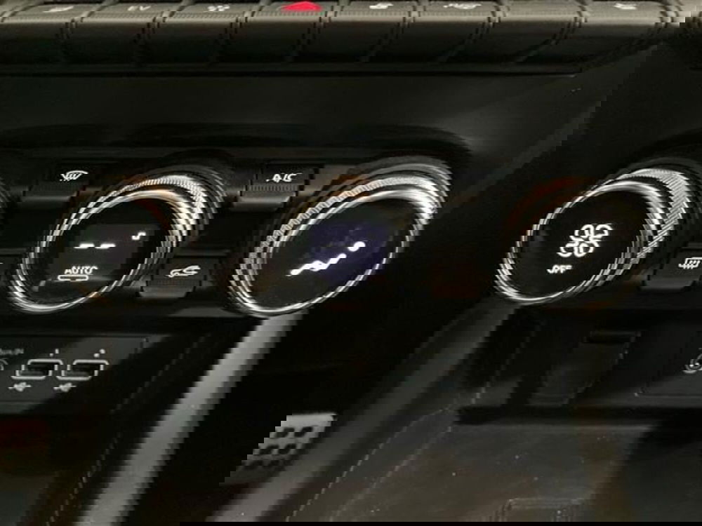 Renault Arkana usata a Como (19)