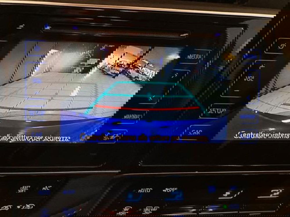 Toyota Auris usata a Como (14)