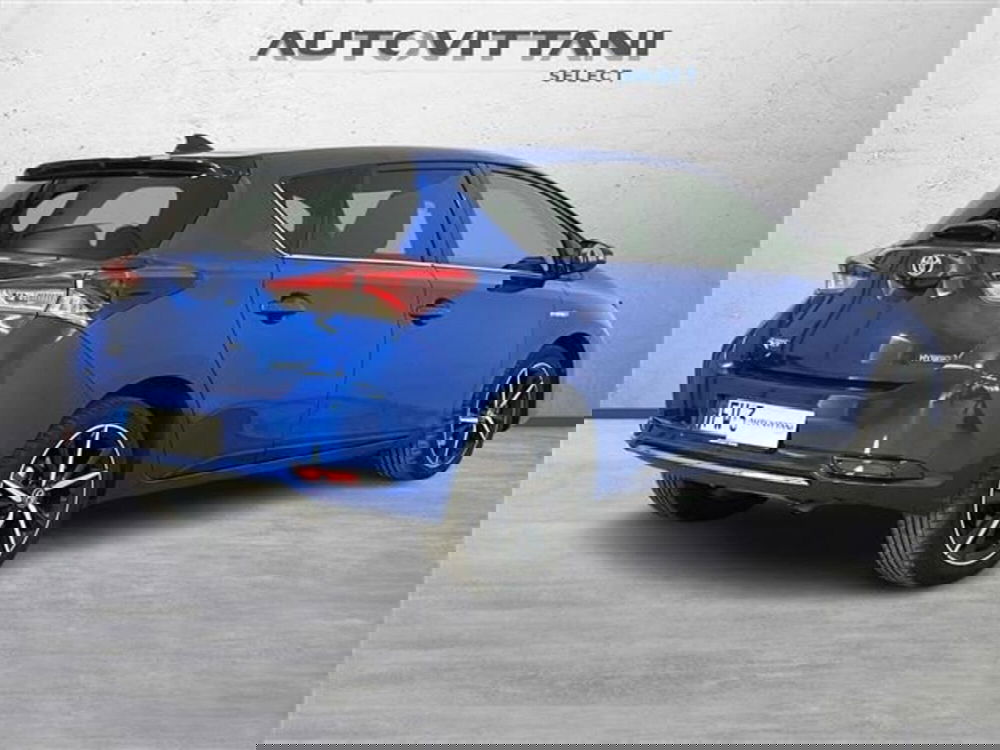 Toyota Auris usata a Como (3)