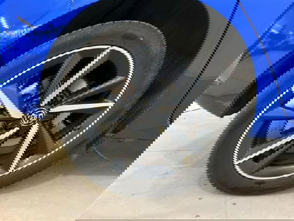 Toyota Auris usata a Como (6)