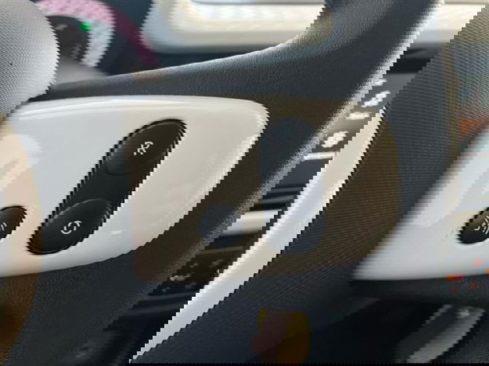 Renault Twingo usata a Como (19)