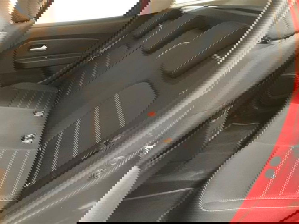 Dacia Duster usata a Como (12)