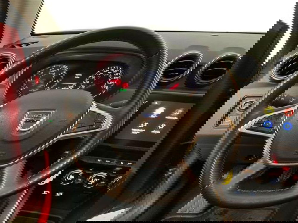 Dacia Duster usata a Como (16)