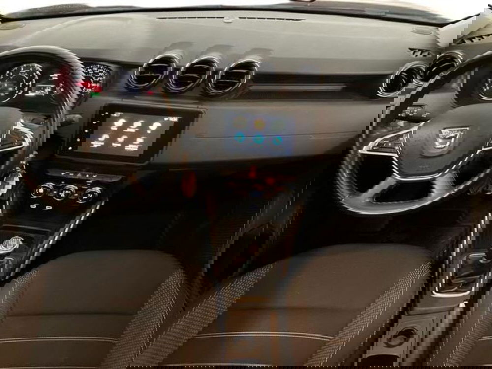 Dacia Duster usata a Como (9)