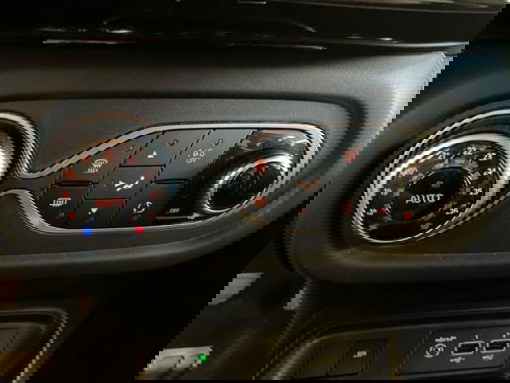 Renault Twingo usata a Como (17)