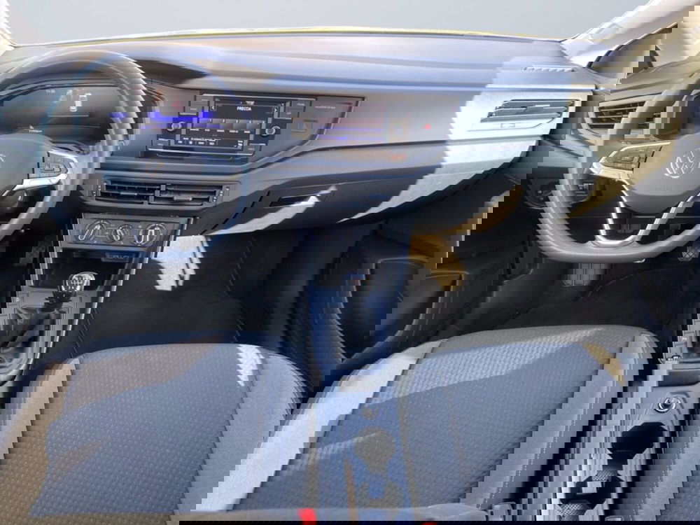 Volkswagen Taigo usata a Milano (12)