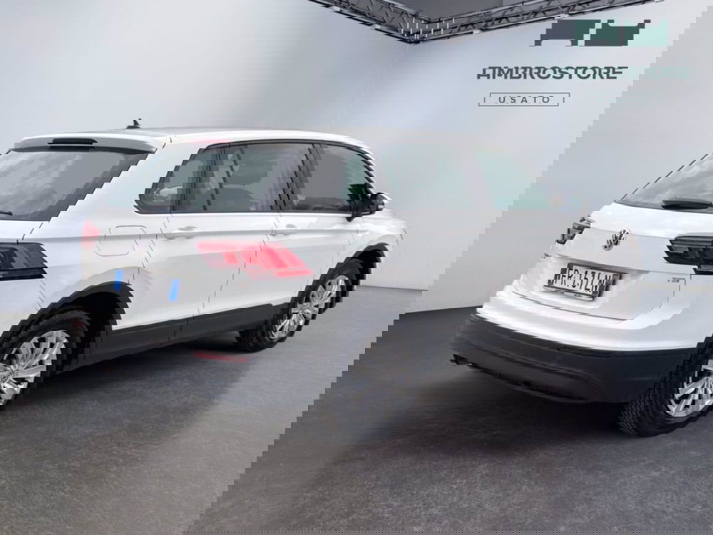 Volkswagen Tiguan usata a Milano (5)