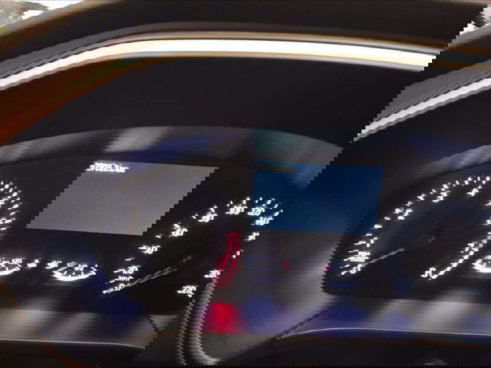 Ford Kuga usata a Milano (11)