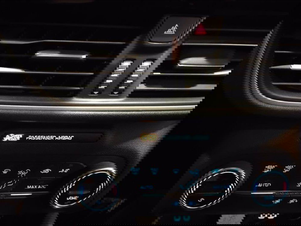 Ford Kuga usata a Milano (12)