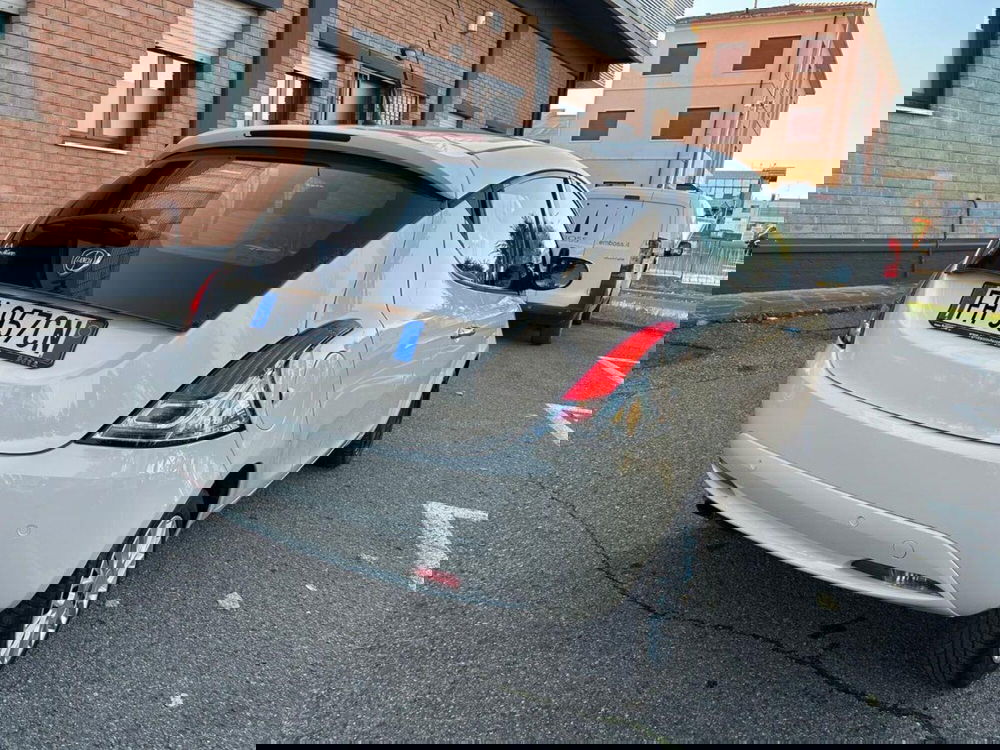 Lancia Ypsilon usata a Reggio Emilia (3)
