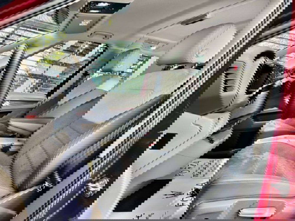 Volkswagen Multivan usata a Torino (10)