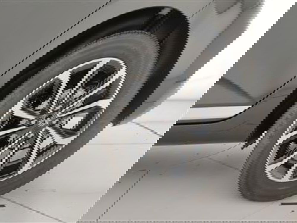 Renault Clio nuova a Bari (12)