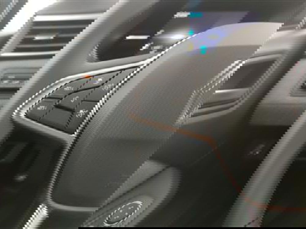 Renault Clio nuova a Bari (15)