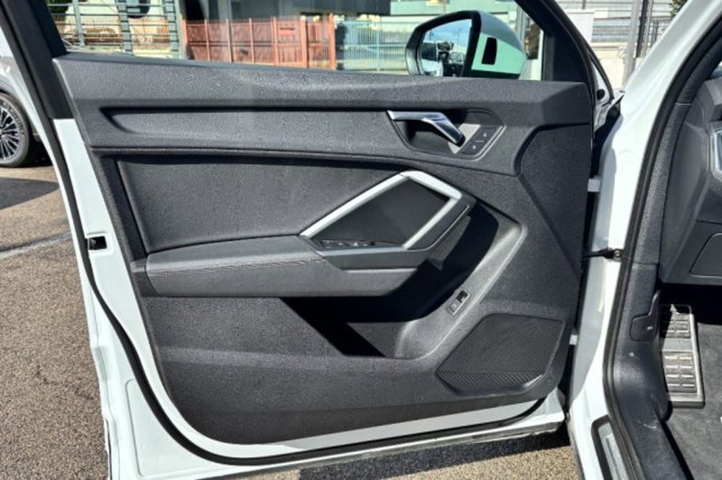 Audi Q3 Sportback usata a Latina (12)